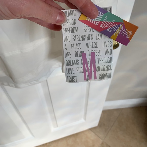 Lularoe ‘Amber ’ hoodie NWT - Picture 3 of 3